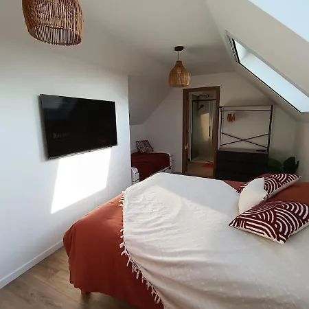 A Setting 15 Min From And 40 Min From Paris Feriehus
